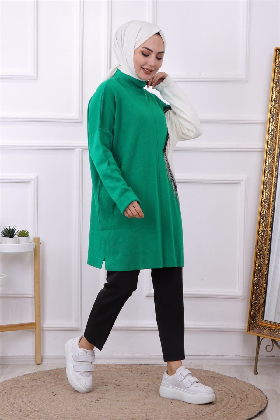 Metal Zincir Detaylı Tunik Yeşil