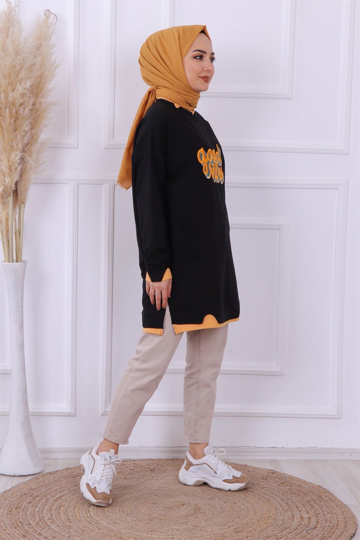 Önü Good Vibes Yazılı Sweat Siyah