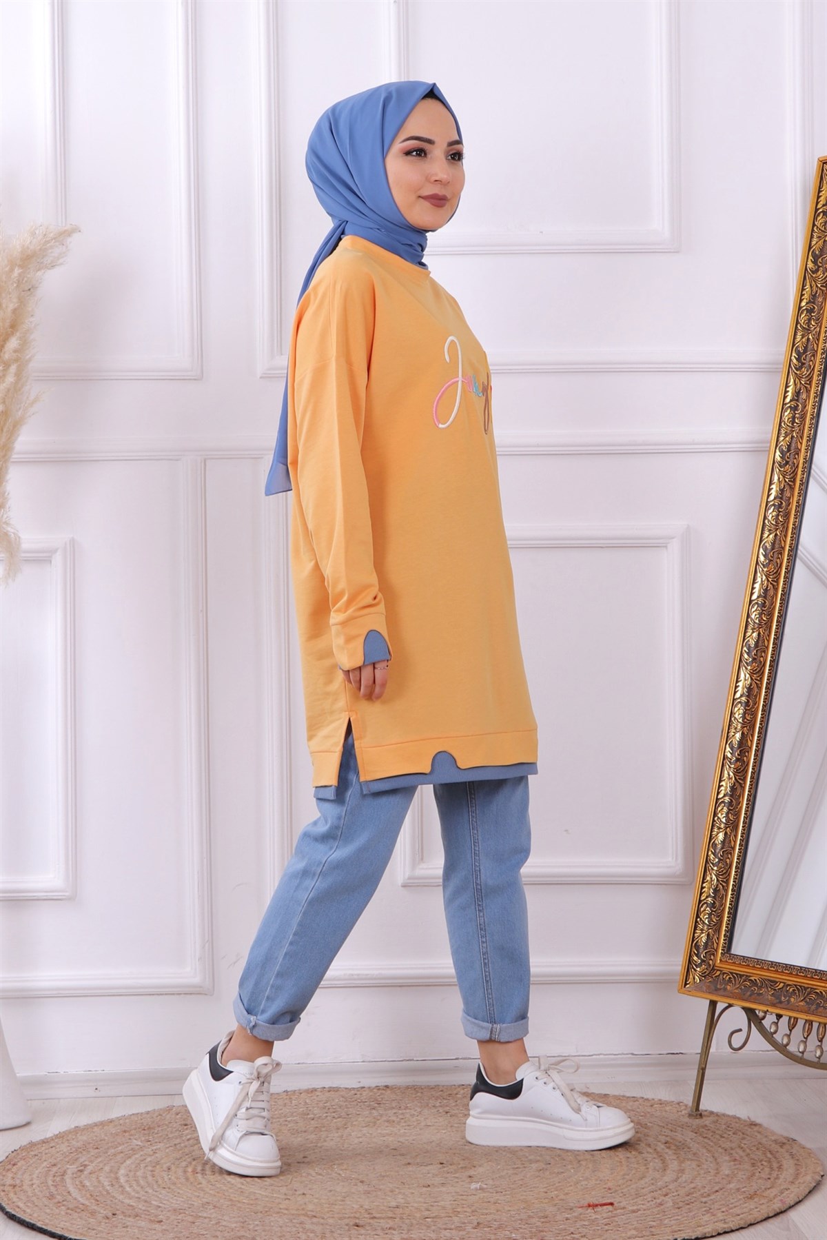 Önü Yazılı Sweat 
