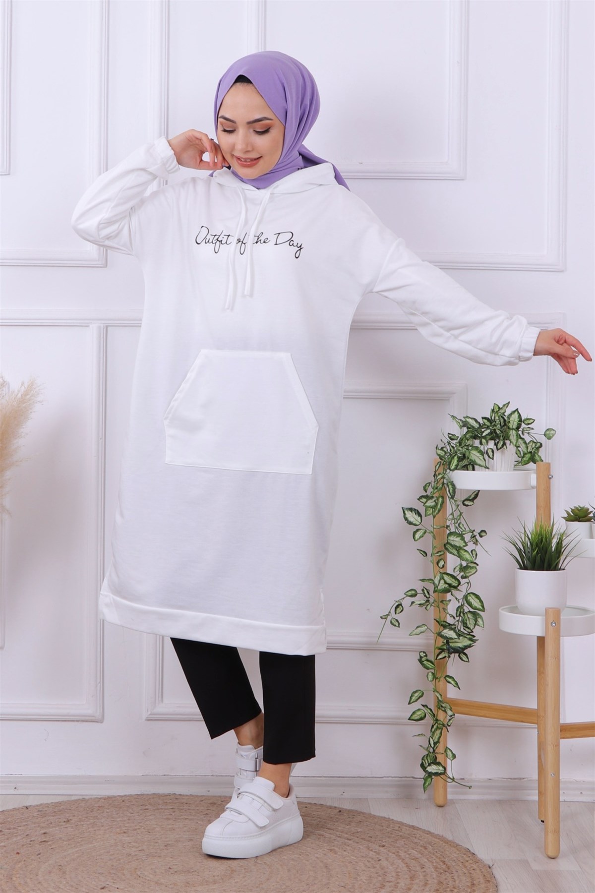 Önü Yazılı Sweat Beyaz