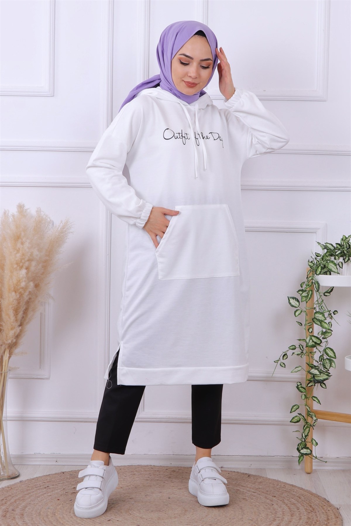 Önü Yazılı Sweat Beyaz