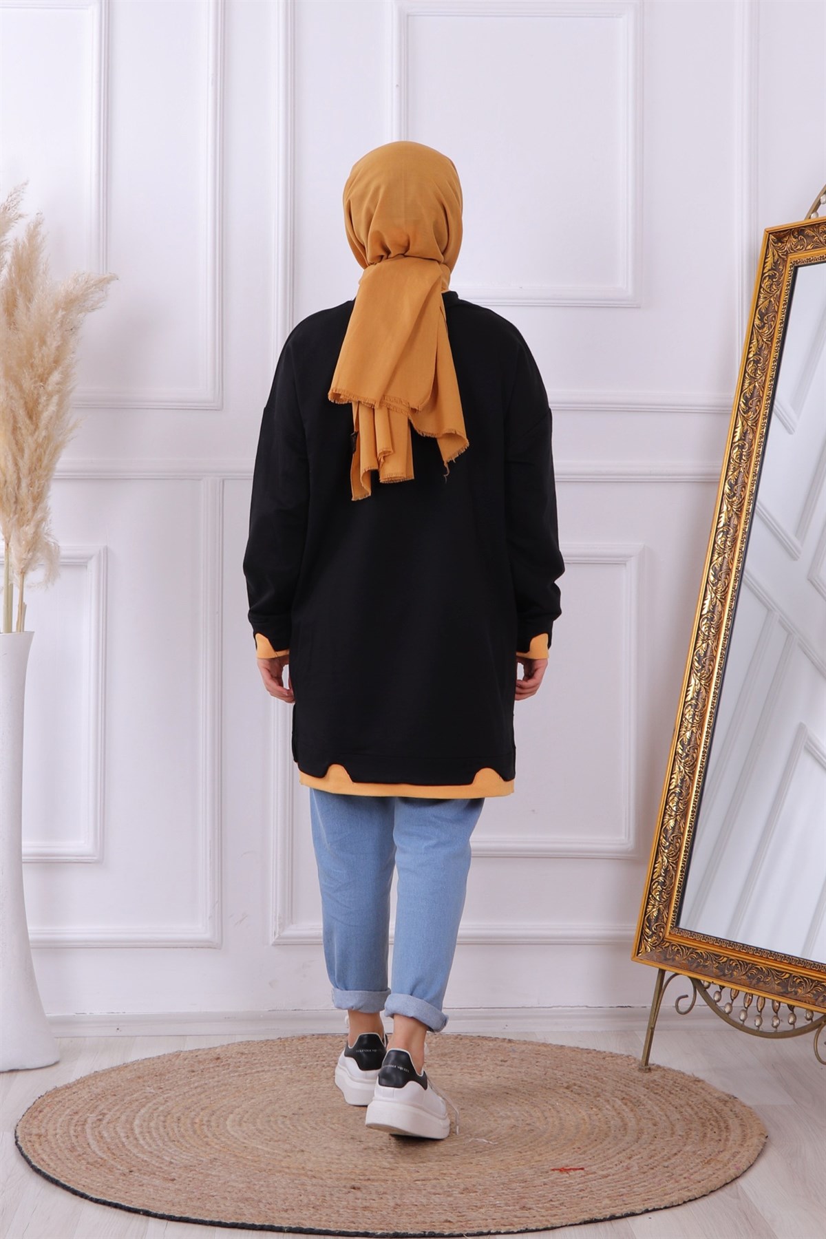 Önü Yazılı Sweat Siyah