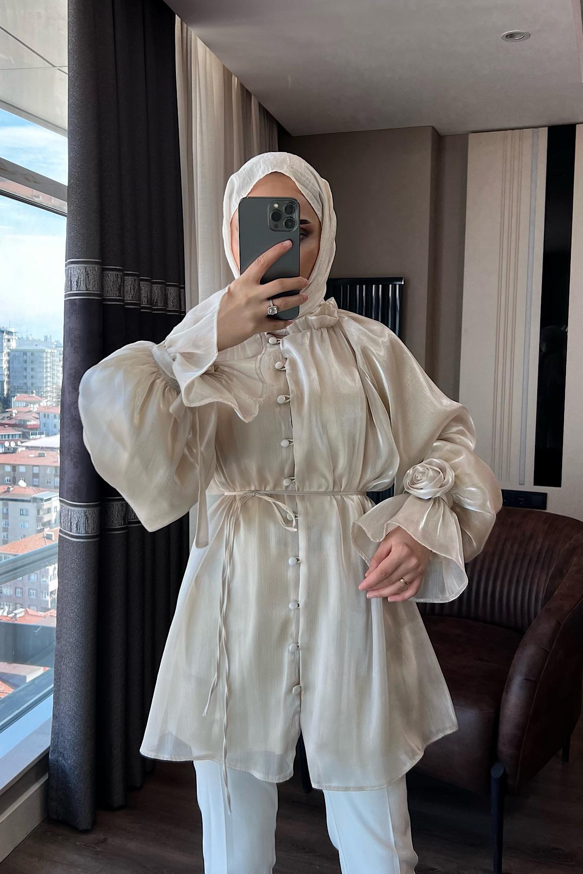 Organze Gül Detaylı Tunik 