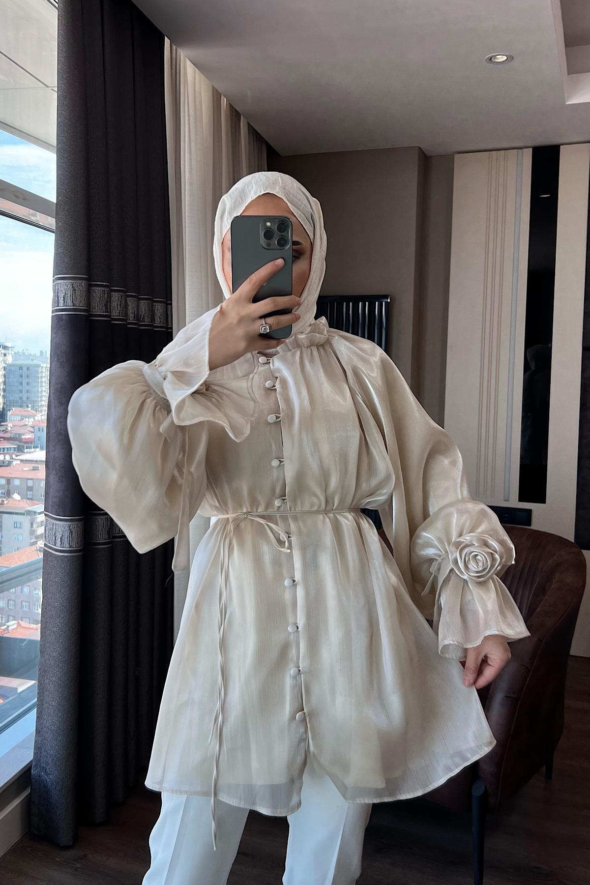 Organze Gül Detaylı Tunik 