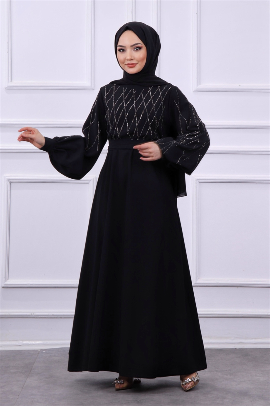 Taşlı Balon Kol Elbise Siyah