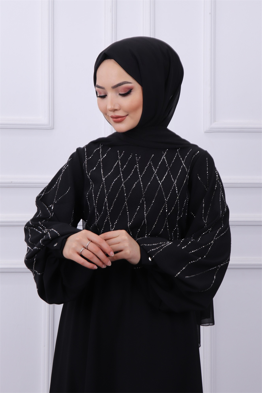Taşlı Balon Kol Elbise Siyah