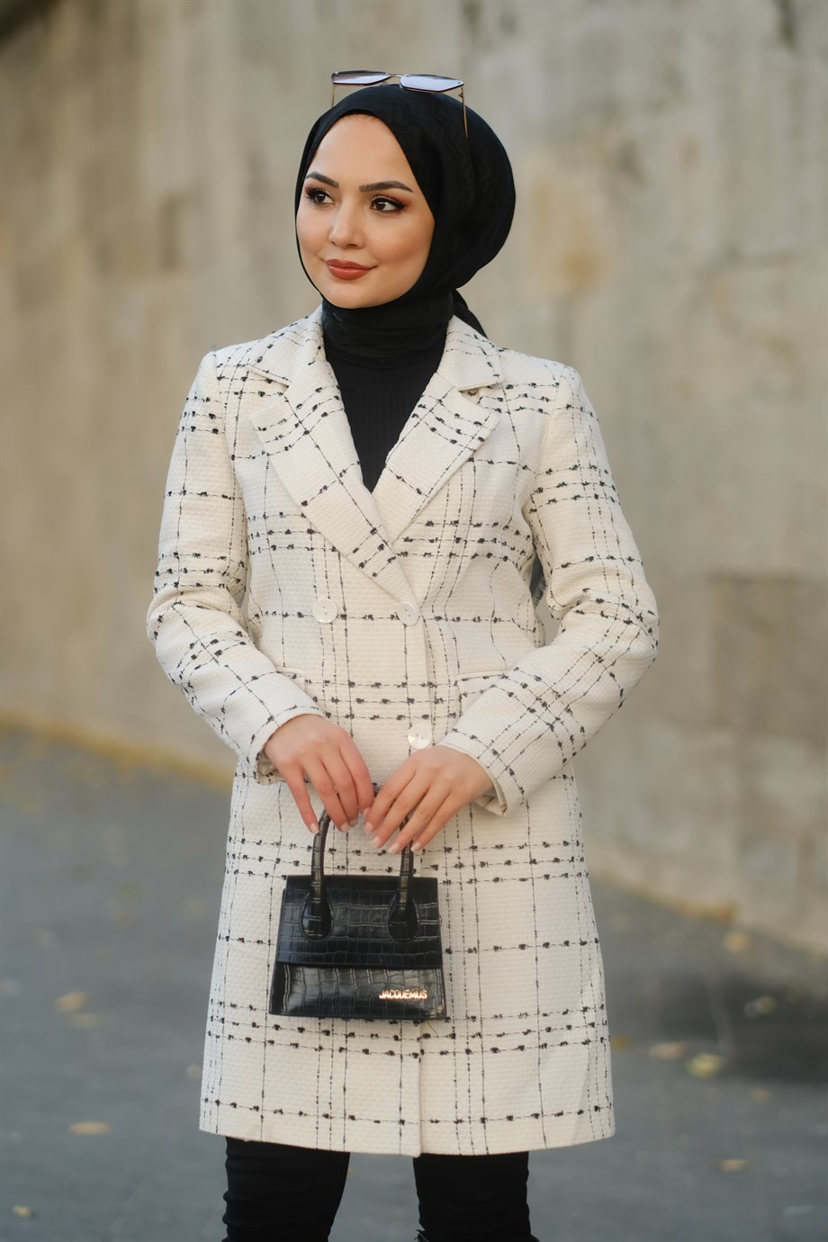Uzun Şanel Ceket