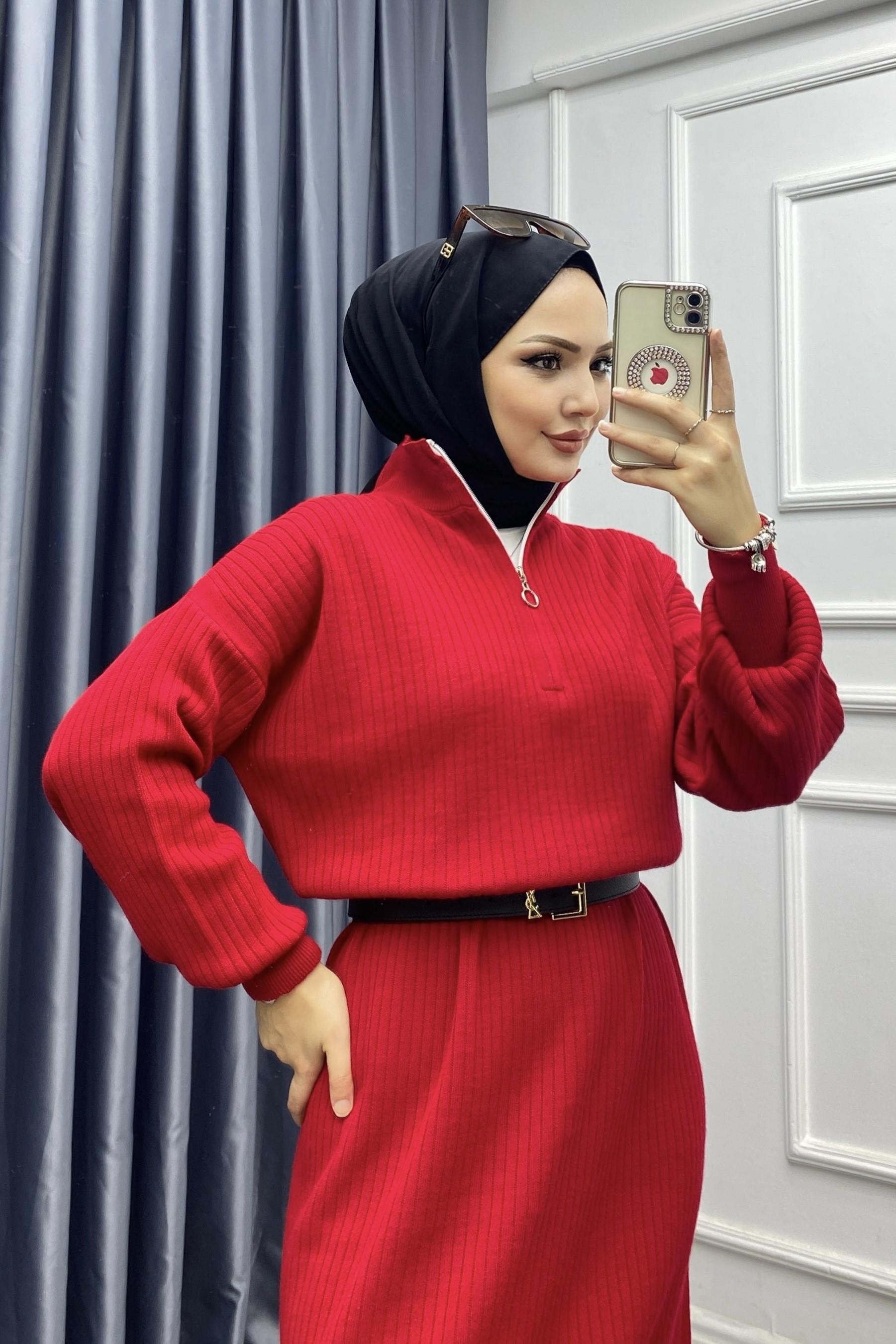 Yakası Fermuarlı Elbise Kırmızı