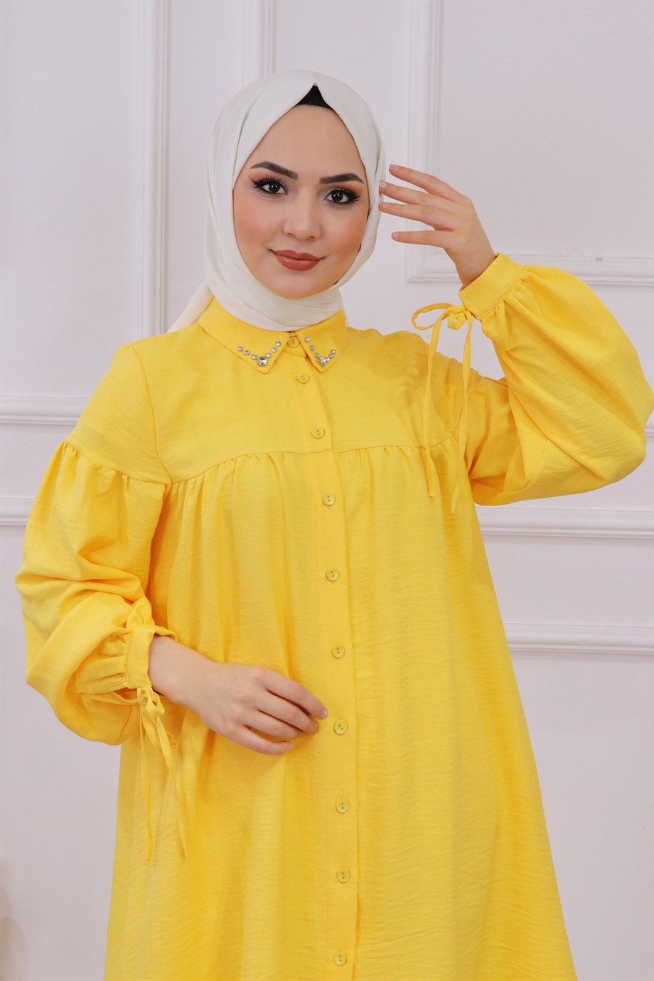 Yakası Taşlı Robalı Tunik Sarı
