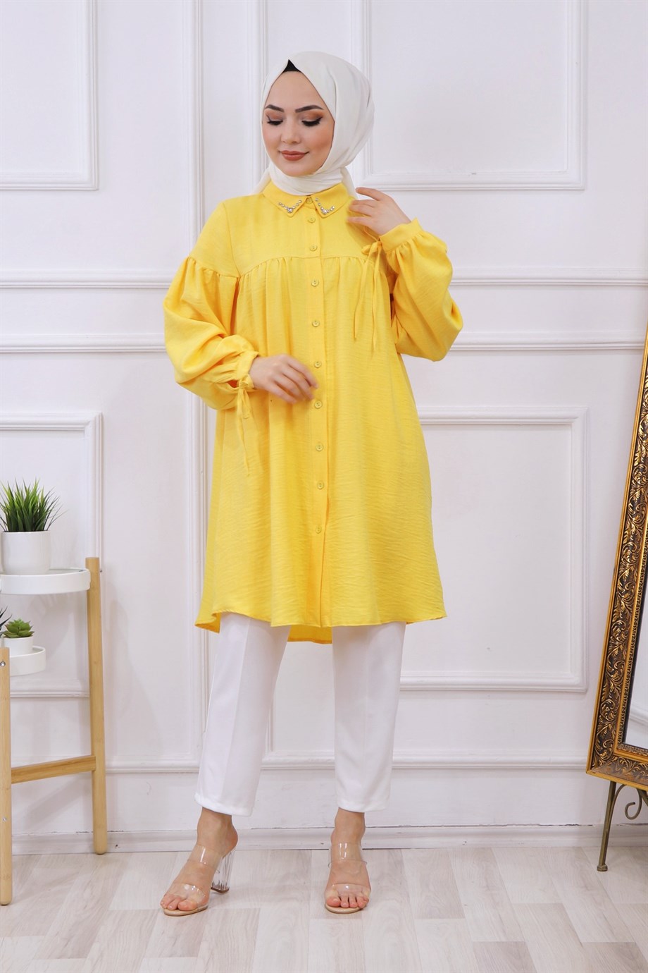 Yakası Taşlı Robalı Tunik Sarı