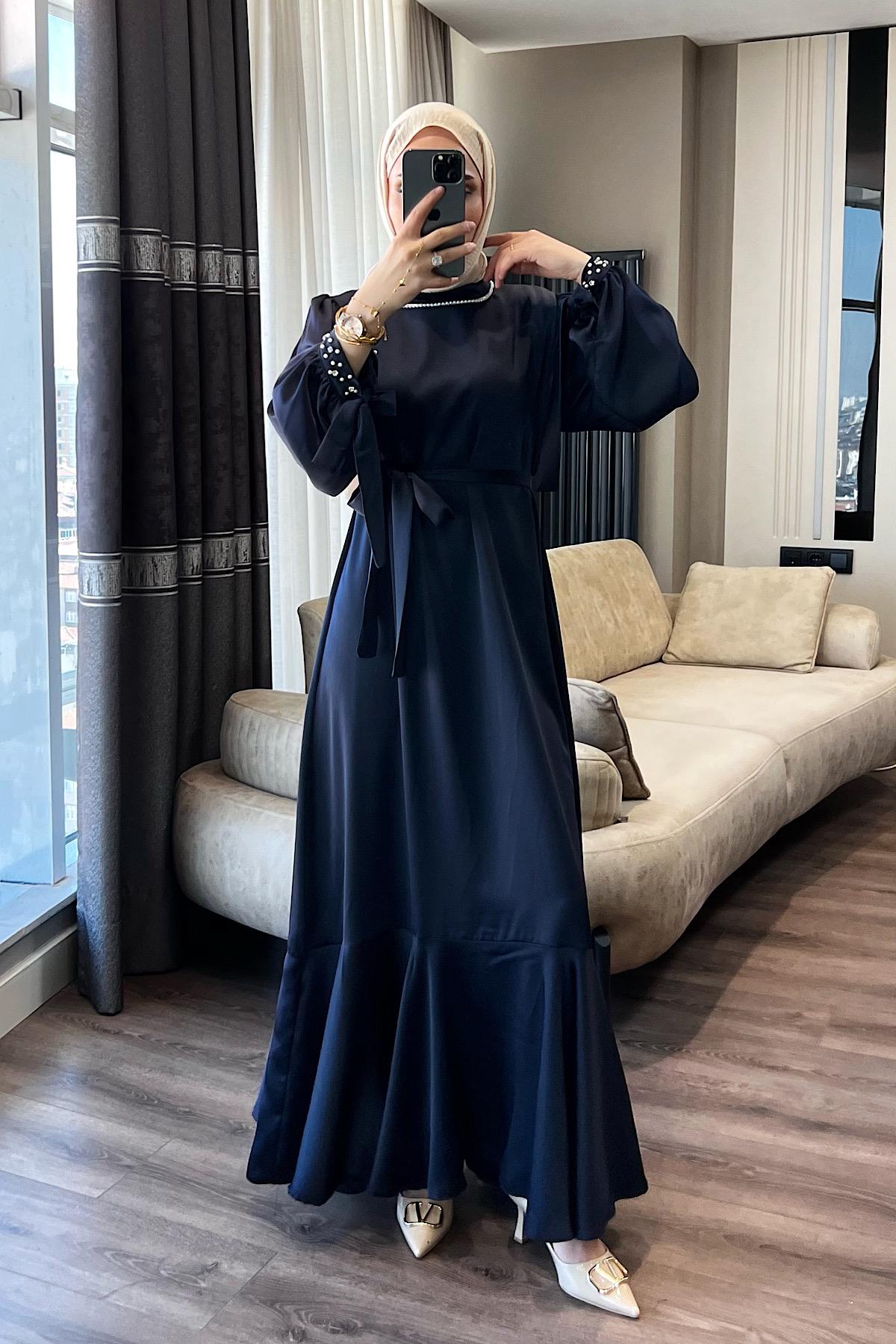 Yakası Ve Kolu Taşlı Saten Elbise Lacivert