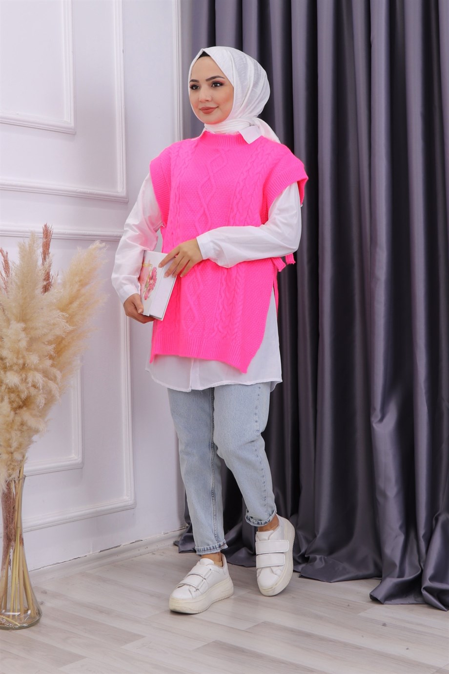 Yanları Bağcıklı Süveter Fosfor Pembe