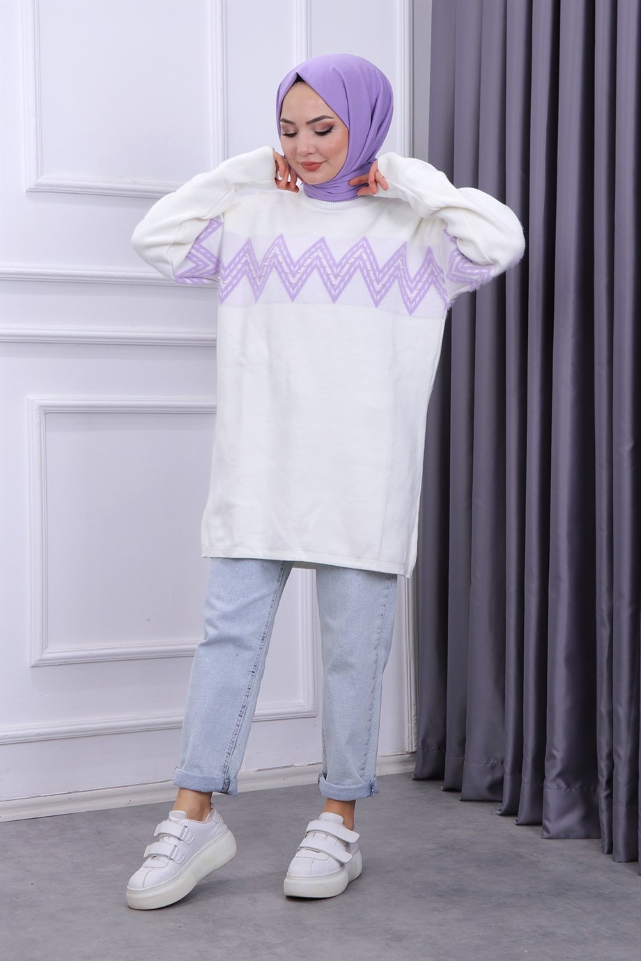 Zikzak Sakallı Tunik Beyaz