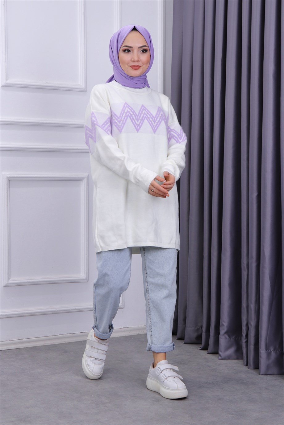 Zikzak Sakallı Tunik Beyaz