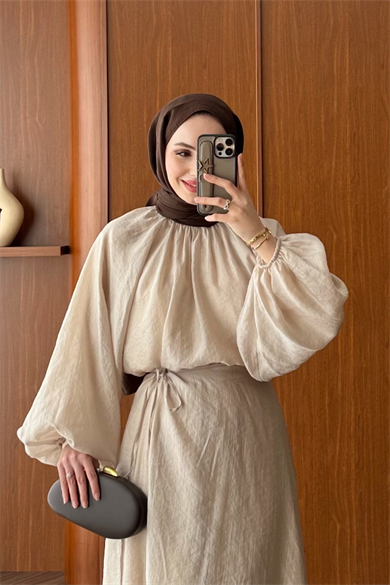 Balon kol Üçlü Etekli Takım TaşDubaiShowroomTAKIM23831