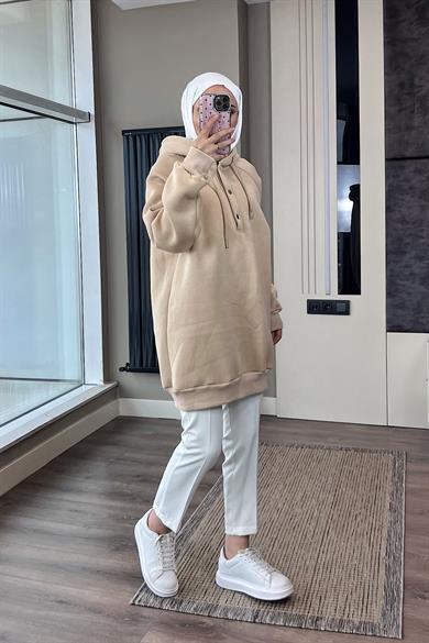 Yakası Çıtçıt Detaylı Sweat 