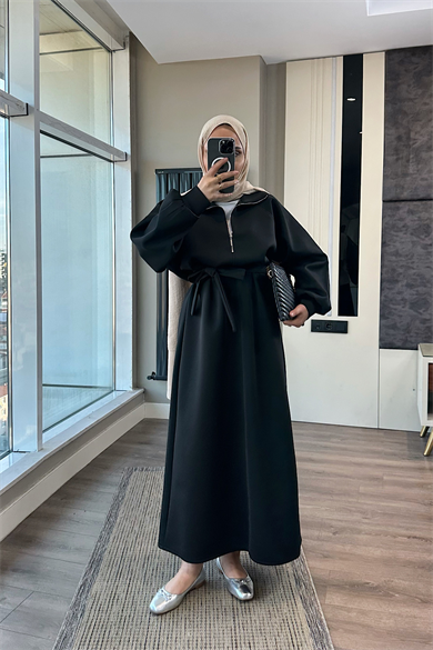 Yakası Fermuarlı Skuba Elbise Siyah