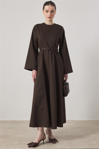 Belden oturtmalı kemerli Elbise Kahverengi 