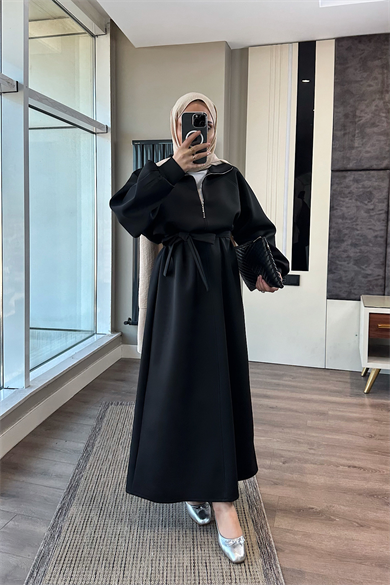 Yakası Fermuarlı Skuba Elbise Siyah