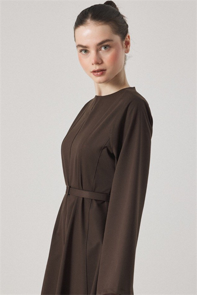 Belden oturtmalı kemerli Elbise Kahverengi 