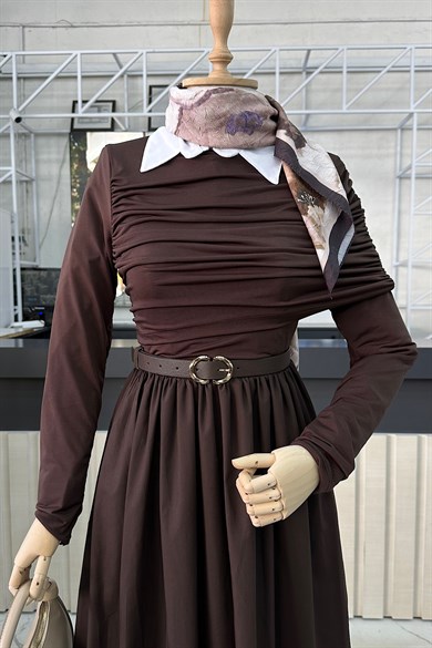 Büzgülü Sandy Poplin Elbise Kahverengi 