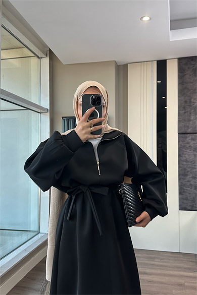 Yakası Fermuarlı Skuba Elbise Siyah