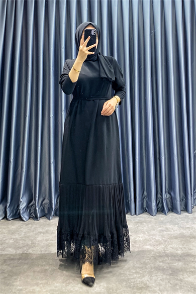 Altı Dantel Ve Pilise Detaylı Elbise