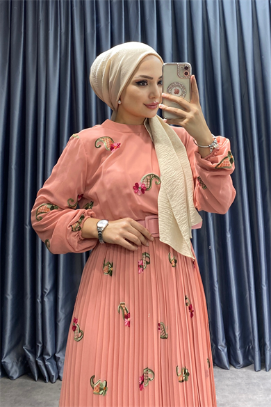 Altı Piliseli Şifon Elbise 