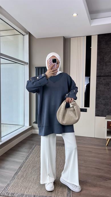 Kolu Düğme Detaylı Sweat