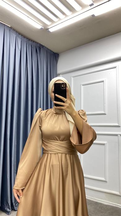 Bel Bağlamalı Saten Elbise Caramel  
