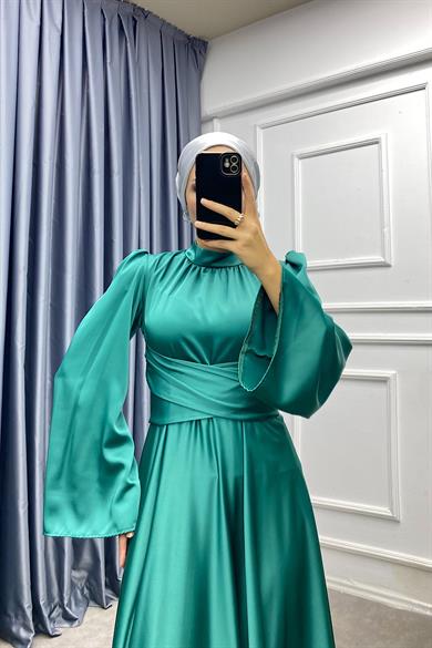 Bel Bağlamalı Saten Elbise Yeşil