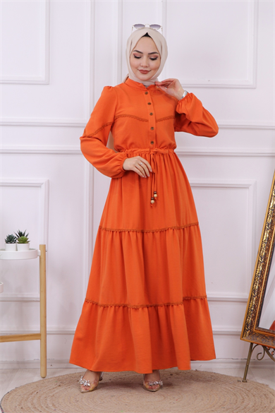 Belden Bağcıklı Dantel Detaylı Elbise Turuncu