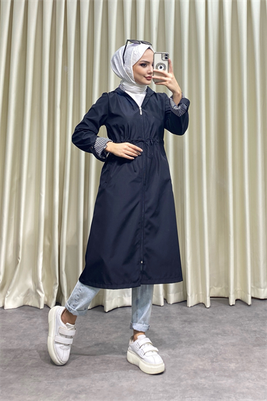 Beli Bağcıklı Şeritli Trenç Siyah