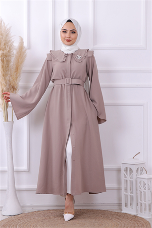 Bronş Detaylı Elbise Vizon