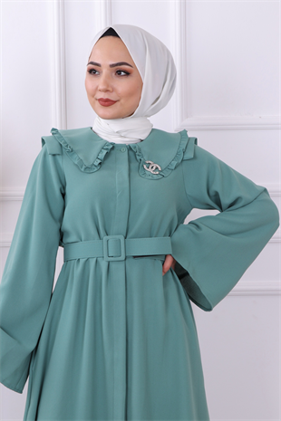 Bronş Detaylı Elbise Yeşil