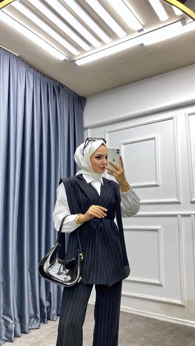 Çizgili Kuşaklı Yelekli Takım Siyah