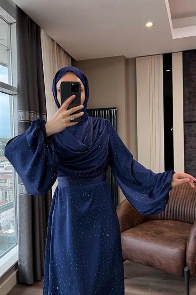 Degaje Yaka Taşlı Saten Elbise Lacivert 