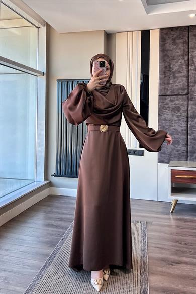 Kemerli Kuyruklu Saten Elbise