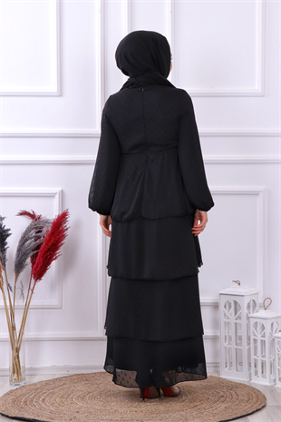 Grbz Ponpon Detaylı Kat Kat Siyah Elbise