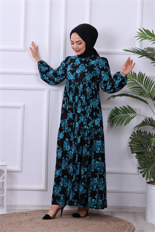 Kendi Siyah Üzeri Mavi Çicekli Elbise