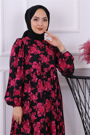 Kendi Siyah Üzeri Pembe Çicekli Elbise