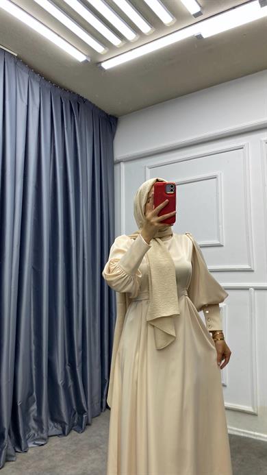 Kol Düğme Detay Saten Elbise Bej