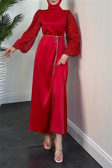 Kolları Taşlı Elbise Kırmızı