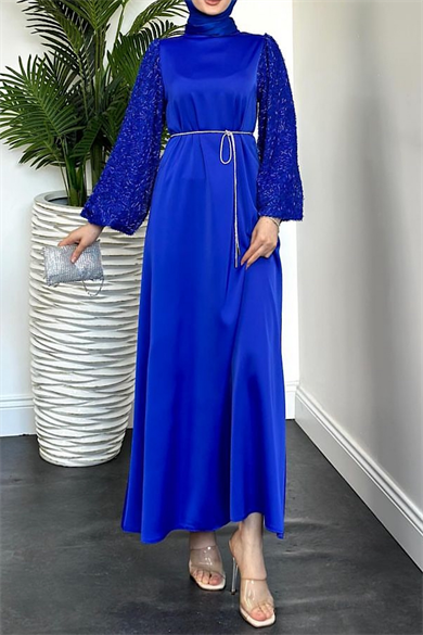 Kolları Taşlı Elbise Saks