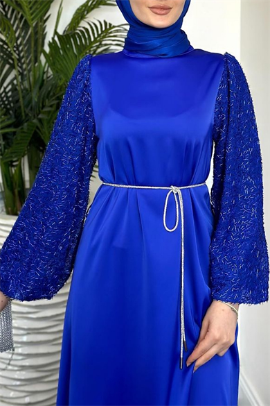 Kolları Taşlı Elbise Saks