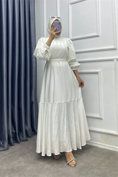 Kolları Ve Yakası Taşlı Elbise Beyaz