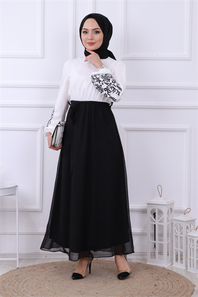 Kolu Nakışlı Elbise