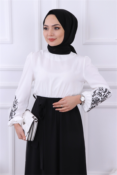 Kolu Nakışlı Elbise