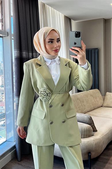 Kuşağı Gül Detaylı Takım Yeşil 