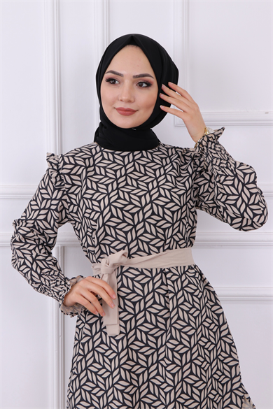 Omuzları Fırfırlı Takım Siyah